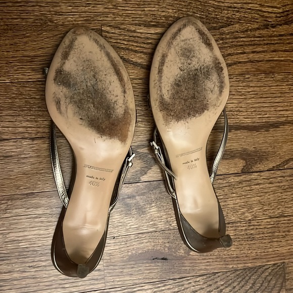 Burberry Gold Leather Strap Slide Sandals Size 40 1/2 - Picture 4 of 4